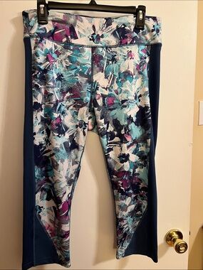Tel Gear Drytek Women’s Floral Active Capri Bottoms in Teal and Purple